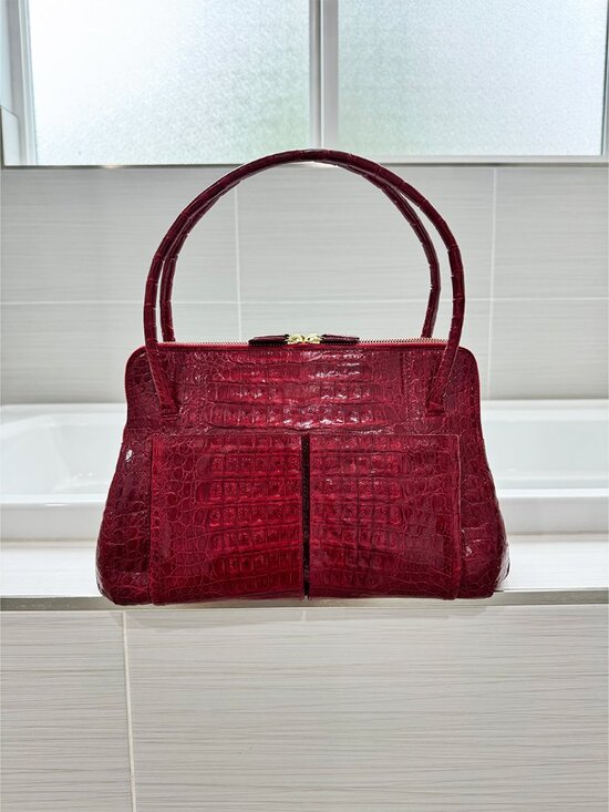 Nancy Gonzalez Handbags - Like New Nancy Gonzalez Linda Medium Red Croc Satchel Top Handle Bag